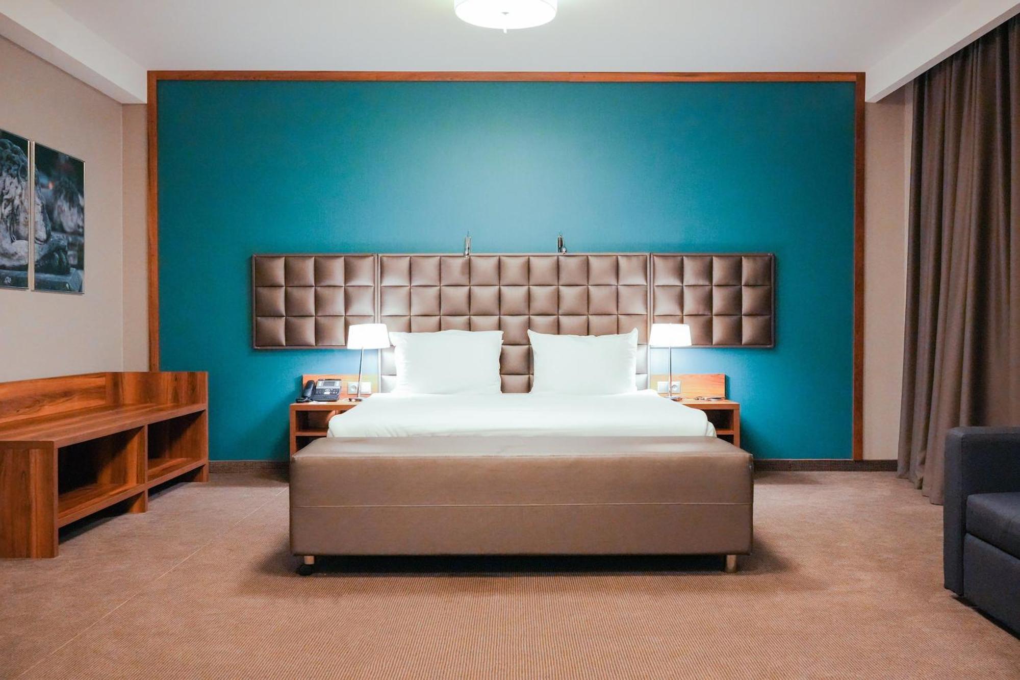 Centre By Ihg Krakow