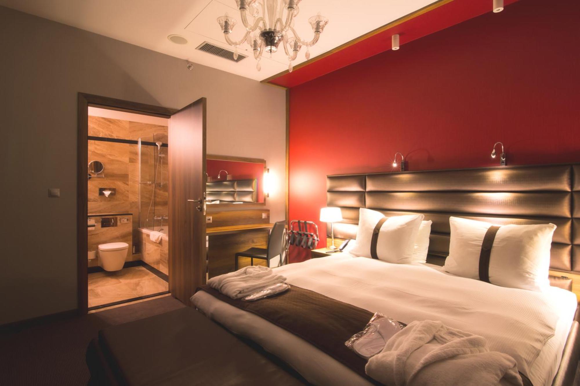 Centre By Ihg Krakau